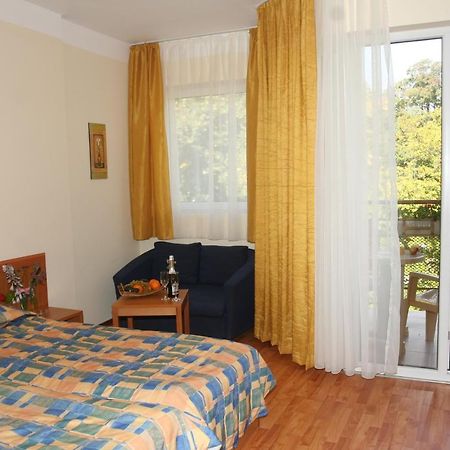 Joya Park Hotel Златни пясъци Екстериор снимка
